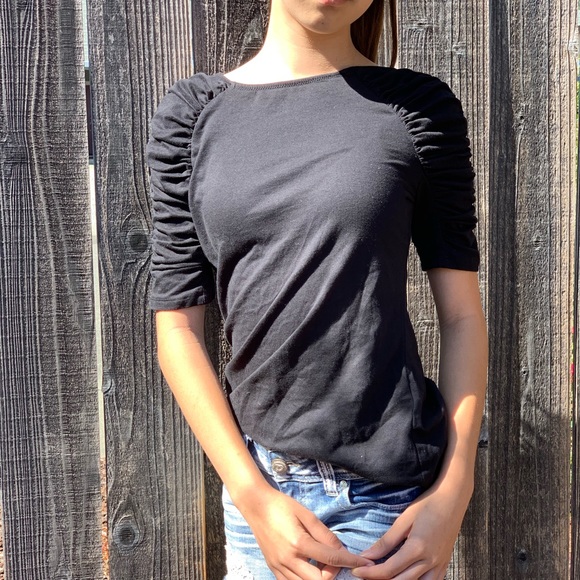 H&M Ruffled Sleeve Shirt - Picture 2 of 6